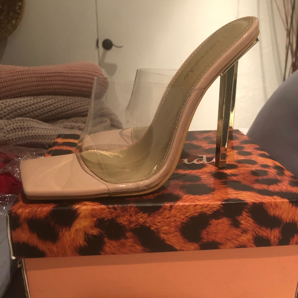 Mauve Sole, Clear Strap Heel